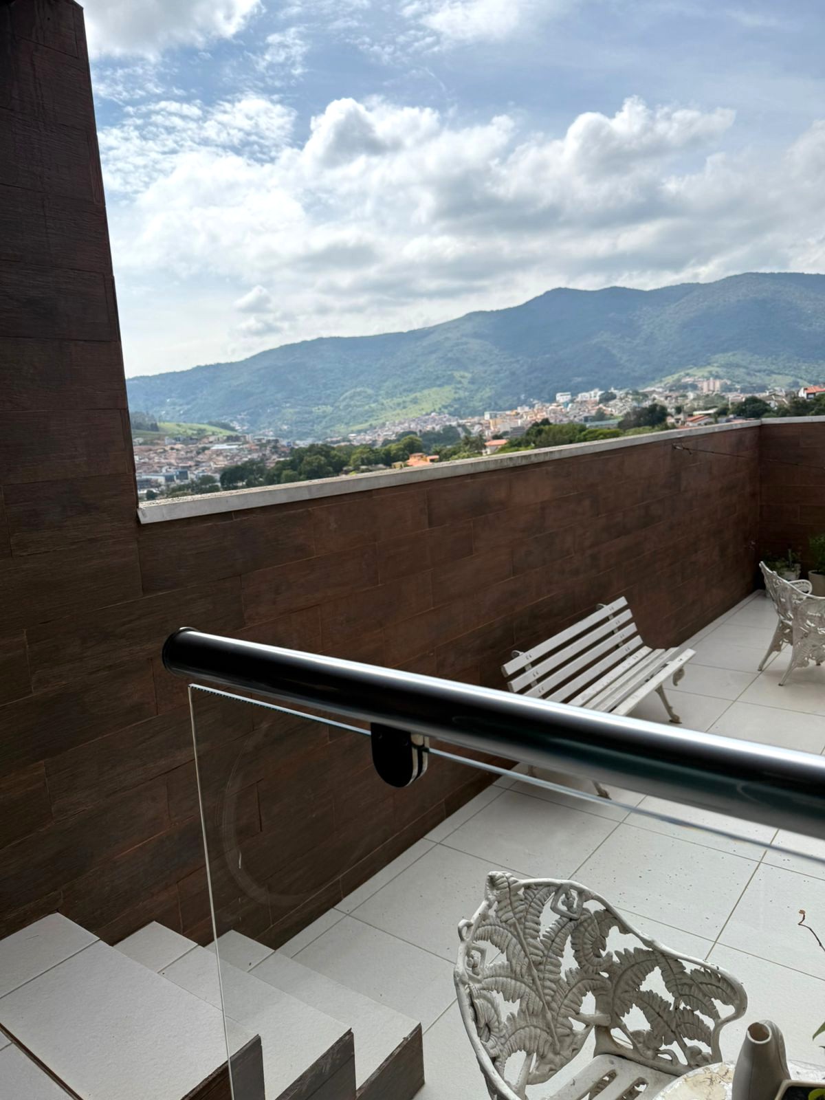 WhatsApp Image 2025-11-16 at 23.00.15 (1)